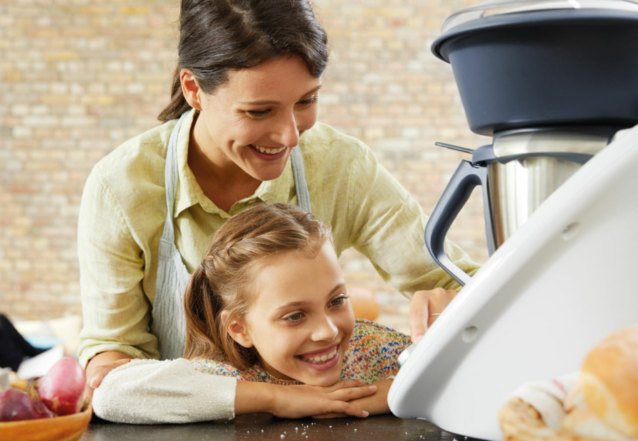 Gesunde und leckere Rezepte aus dem Thermomix TM6 gemeinsam kochen Gesunde und leckere Rezepte aus dem Thermomix TM6 gemeinsam kochen