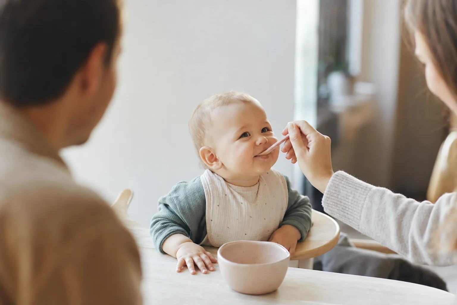 Allergene Lebensmittel früh einzuführen kann vorbeugen