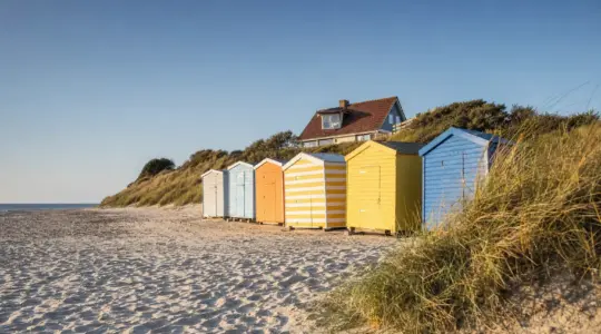 Strandhäuschen und Ferienhaus an der Zeeland-Küste